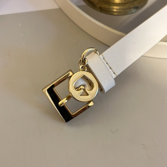 Kate Spade Thin White with Gold Hardware Genuine Leather Belt/ Size Large - Picture 3 of 6
